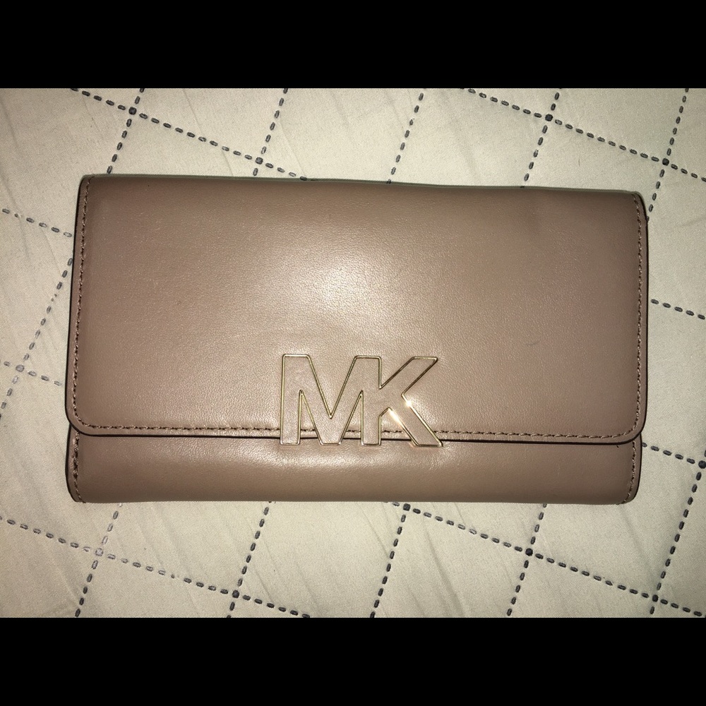 Large Michael Kors Checkbook Wallet